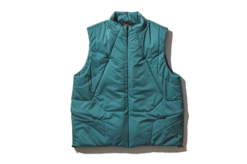 トップス Goldwin 0 22aw Insulated Vest 3 GZ22307 Goldwin 0 Black Insulated Reversible Vest Goldwin 0