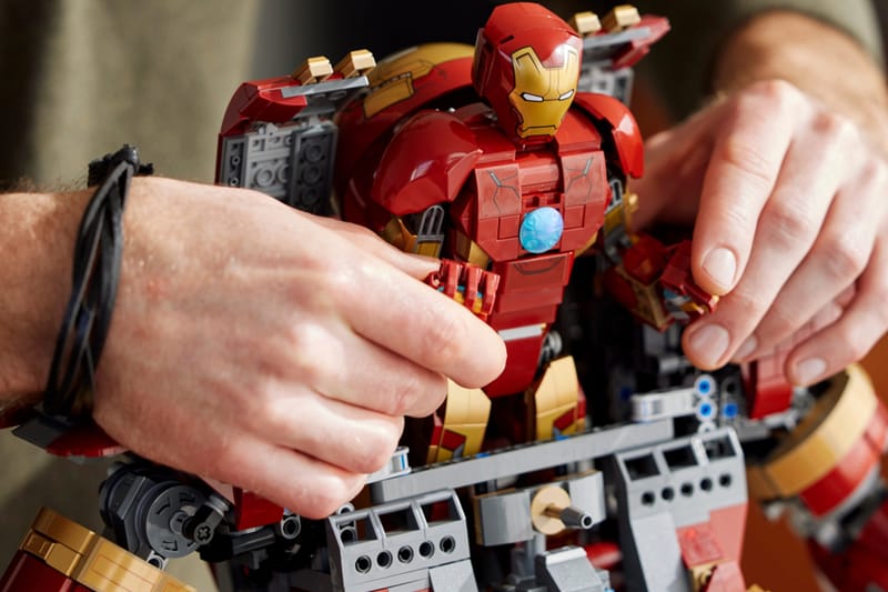 The hulkbuster hot sale lego set