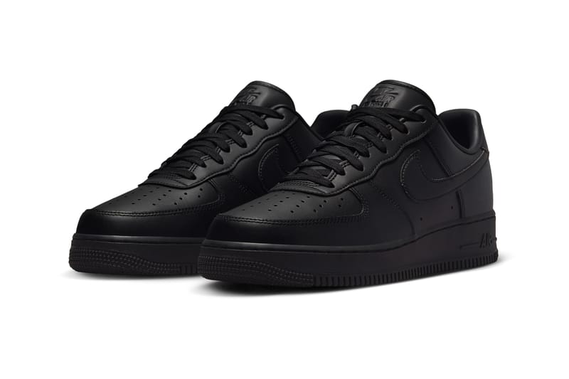 Low top air forces 2024 black