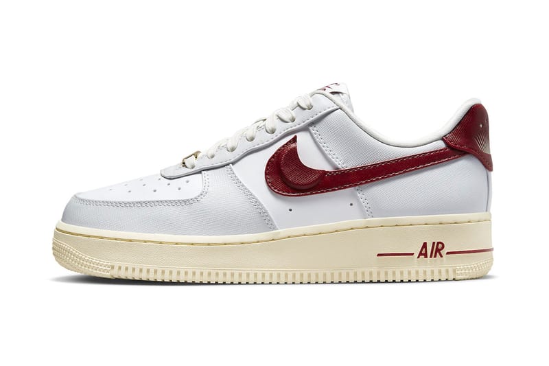 Nike air force outlet white with red swoosh