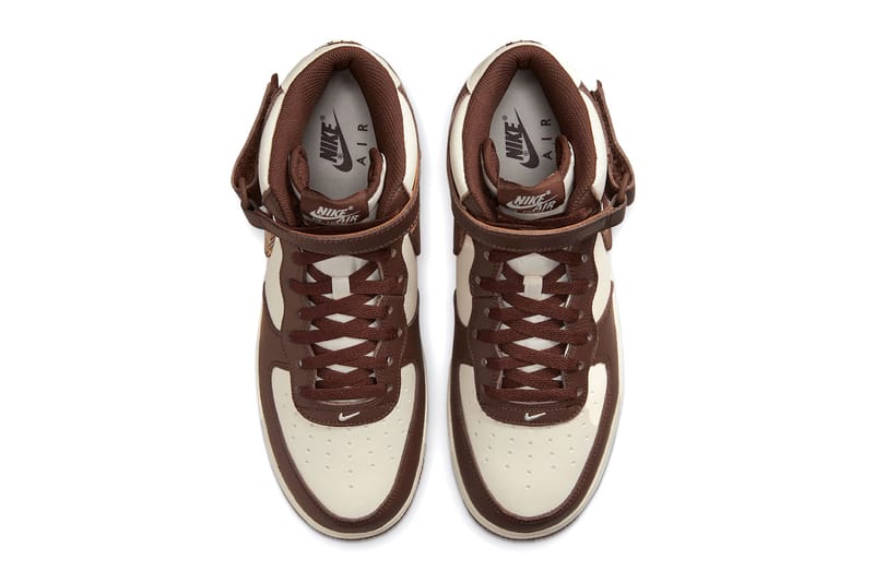 Nike Drops Its Air Force 1 Mid 