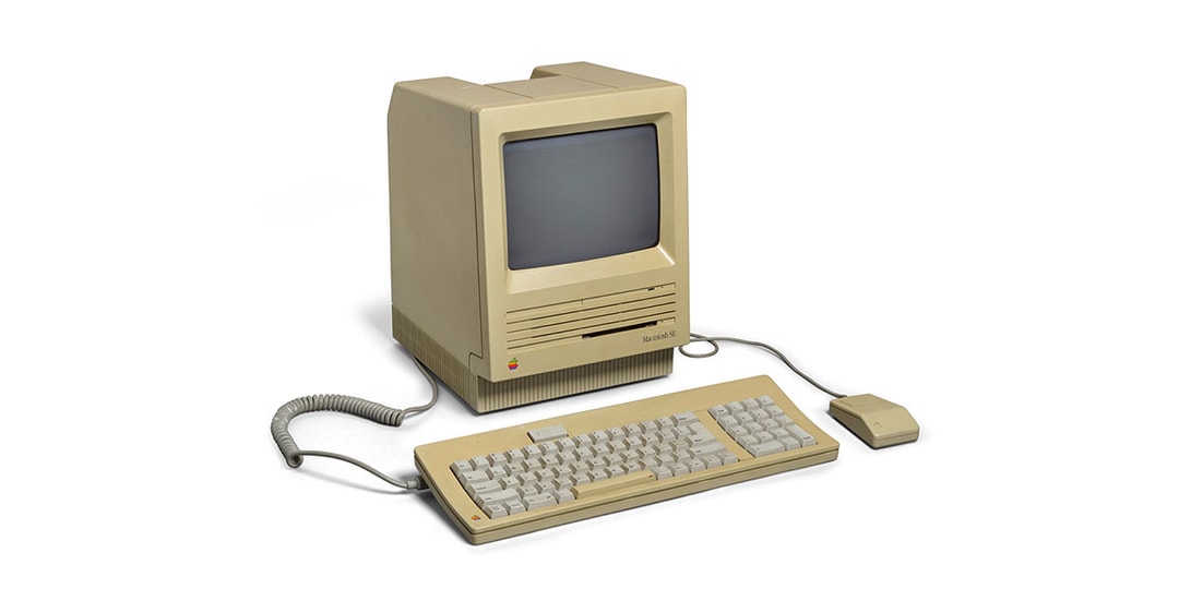 Компьютер Macintosh SE, которым пользовался Стив Джобс в 1987 году, выставлен на аукцион