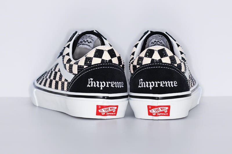 Supreme vans hot sale black