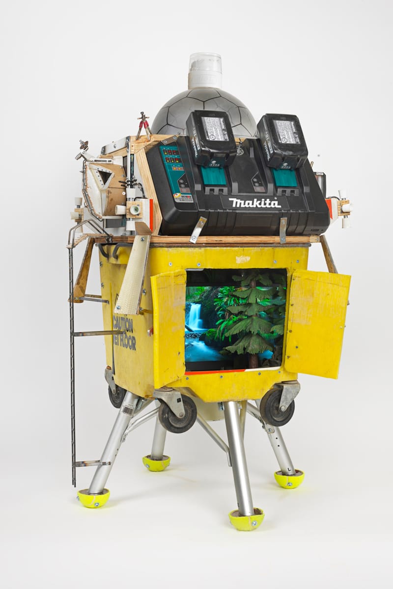 韓国 CARAND'ACHE 849 NASA Tom Sachs コラボ 톰삭스 x 까렌다쉬 메탈볼펜 0.7mm 화이트 | Tom Sachs | KREAM