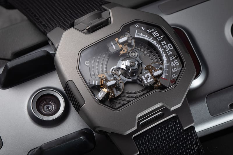 Urwerk ur online satellite