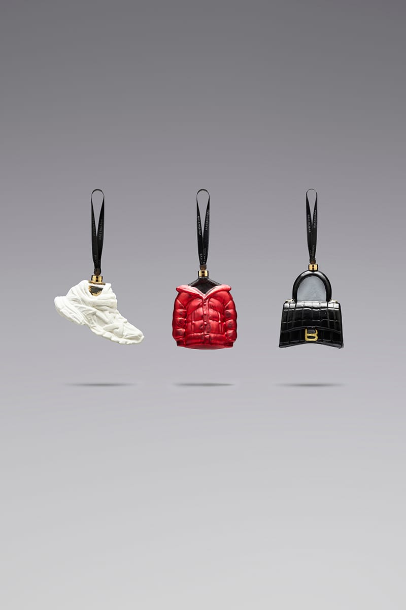 Balenciaga objects discount