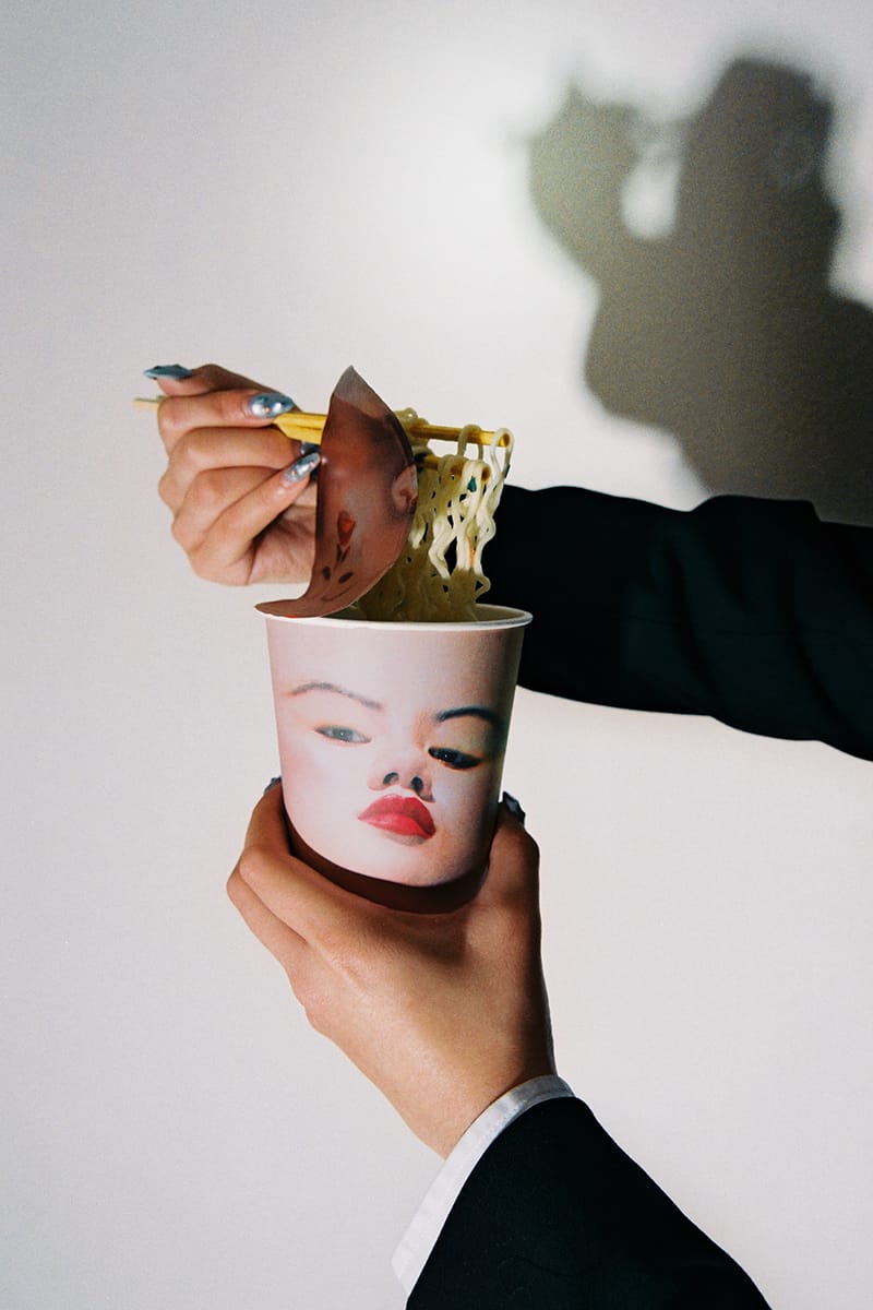 John Yuyi Naked Selfie On Airplane フィギュア John Yuyi “Yuyi's Bodies” 193 GALLERY Paris | Hypebeast