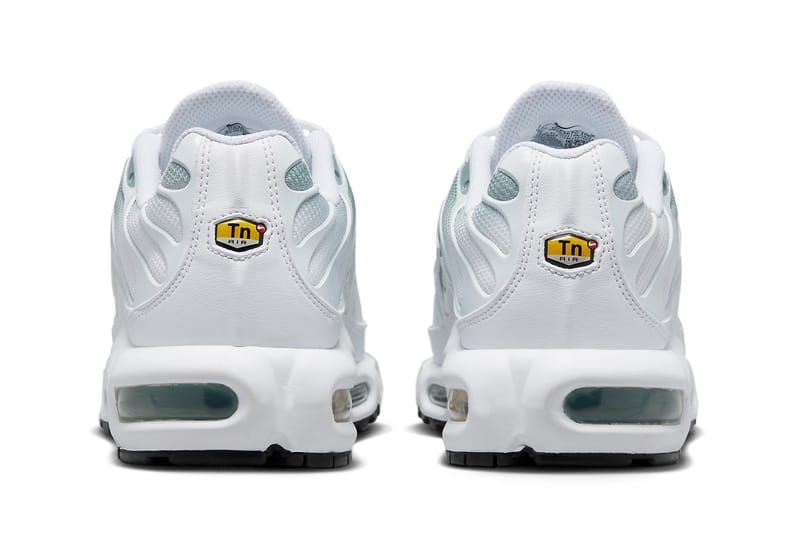 Green and gold 2024 air max plus