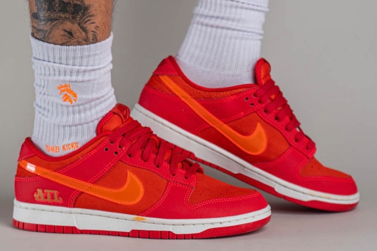 Atl Dunks On-Feet Look at Nike Dunk Low