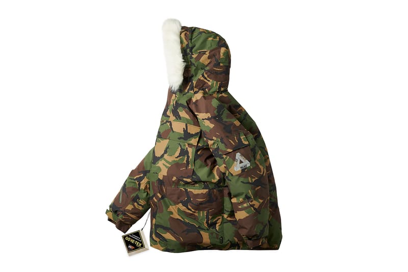 Palace camo clearance jacket