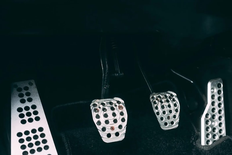 RM Sotheby s Auctions 1990 Mercedes Benz 190E Evolution II Hypebeast queen-scott-facebook-instagram-twitter-profiles
