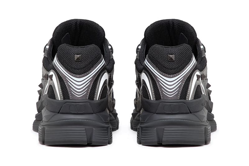 スニーカー VALENTINO SNEAKER (2Y2S0G20PEW 0NO) Valentino Garavani's MS-2960 Sneaker Is a Y2K Homage | Hypebeast