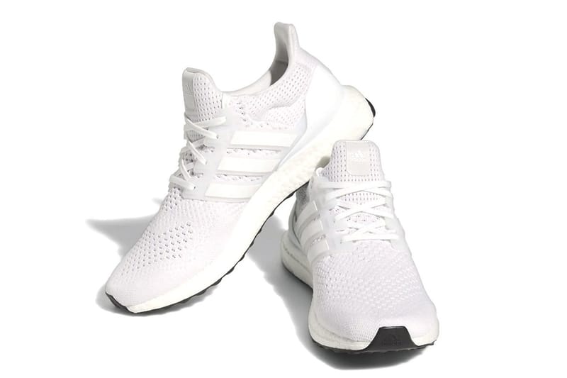 Ultra boost 4 core black cloud white (w) sale