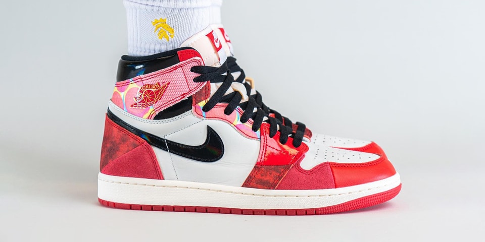 air-jordan-1-high-og-spider-man-across-the-spider-verse-hypebeast