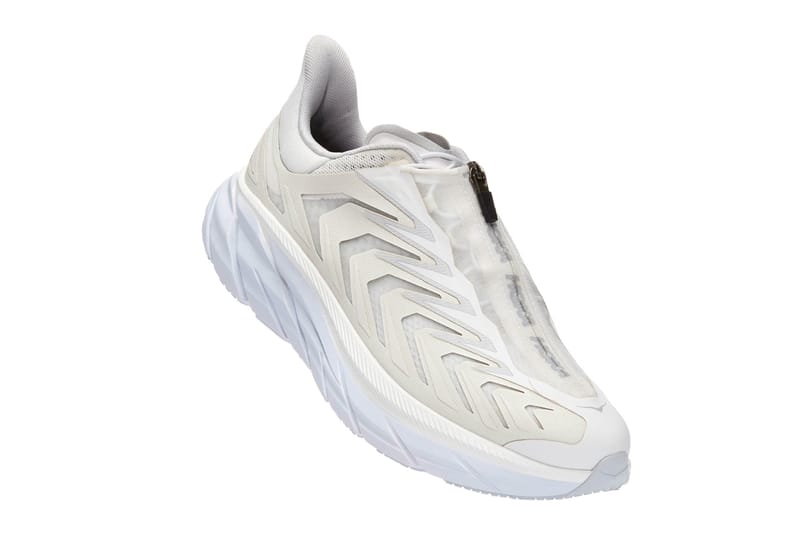 Hoka clifton hotsell 1 re release