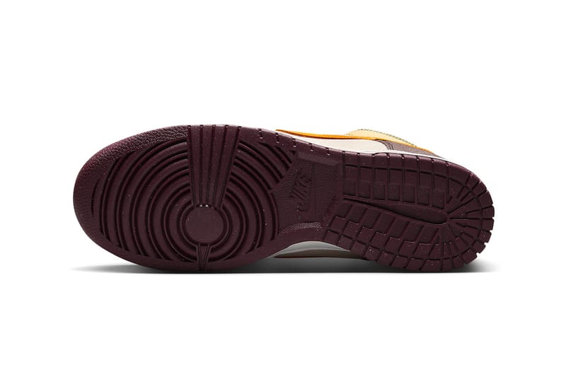 Official Images of Nike Dunk Mid 