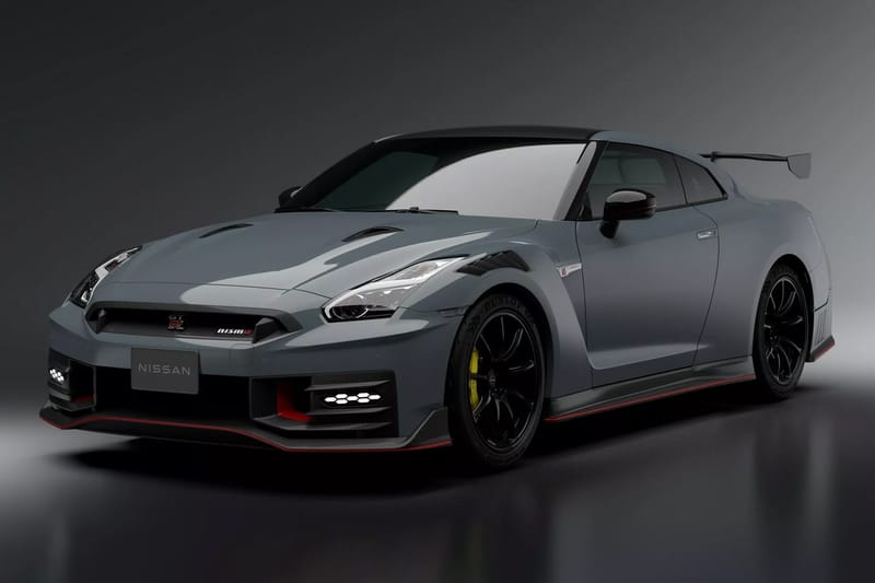 Here's a First Look at the 2024 Nissan GT-R | Hypebeast