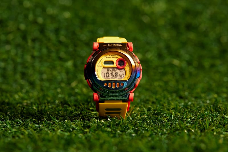 G-SHOCK's All-New G-B001 Features a Double Bezel | Hypebeast