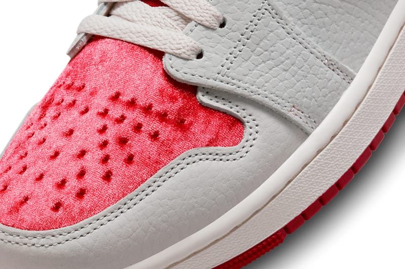 Valentines day air jordan on sale 1