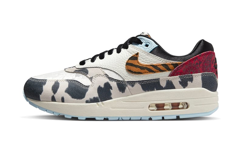 Nike swoosh shop animal print