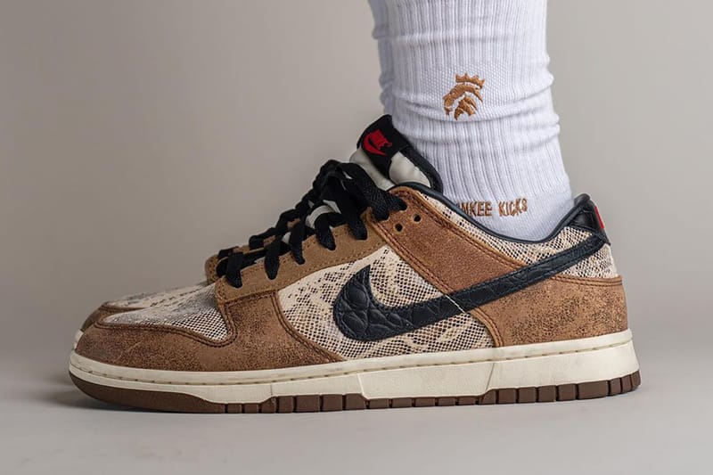 nike dunk brown