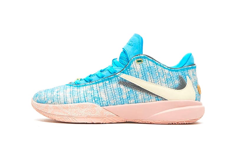 Lebron shoes best sale kids pink