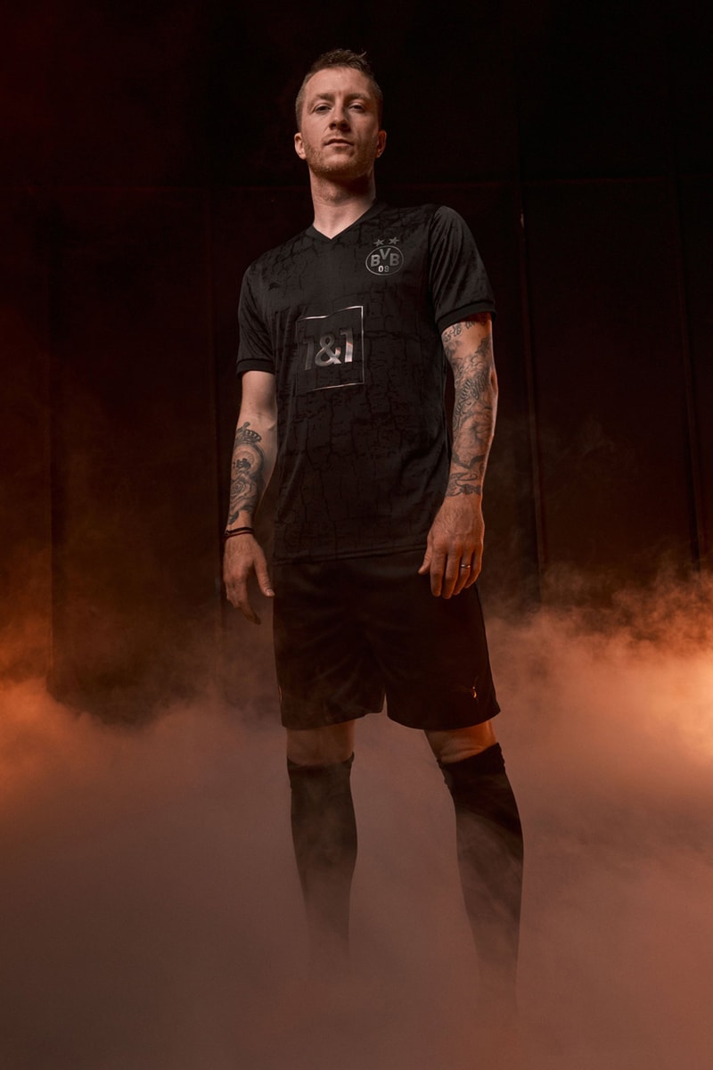 Borussia Dortmund Presents New Blackout Jersey Hypebeast