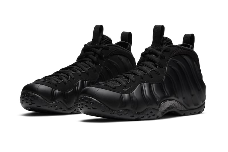 nike foamposite all black