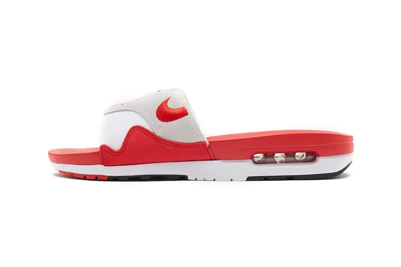 Nike store red sliders