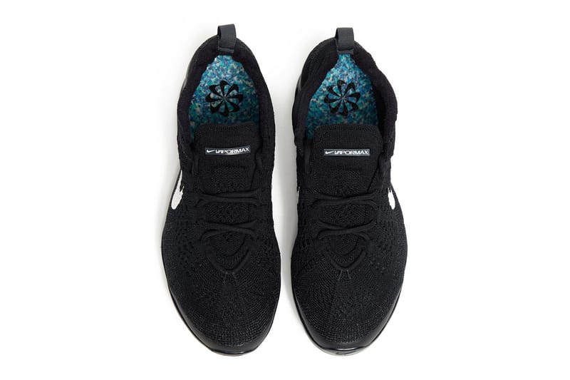 Nike flyknit hot sale womens black