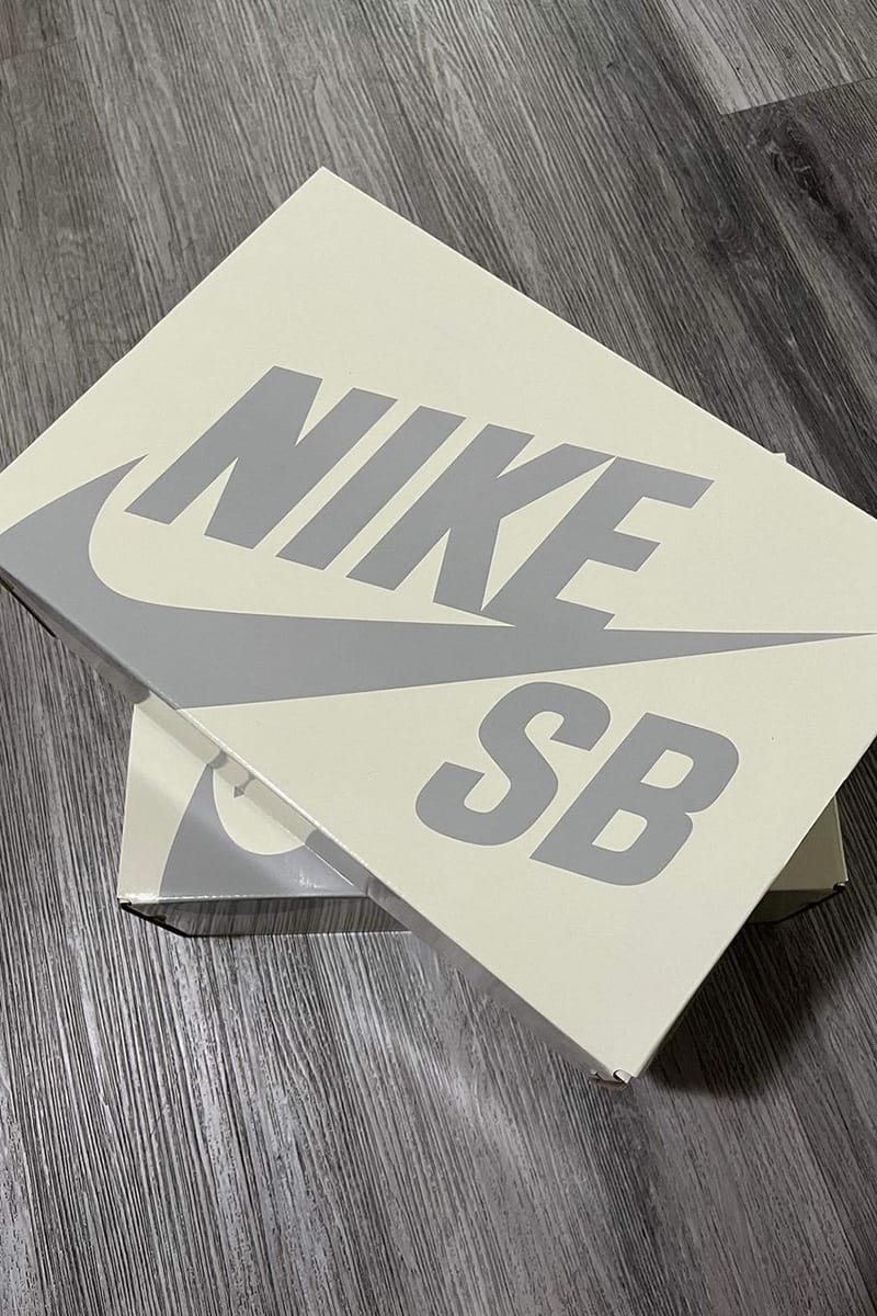 Nike sb store silver box era