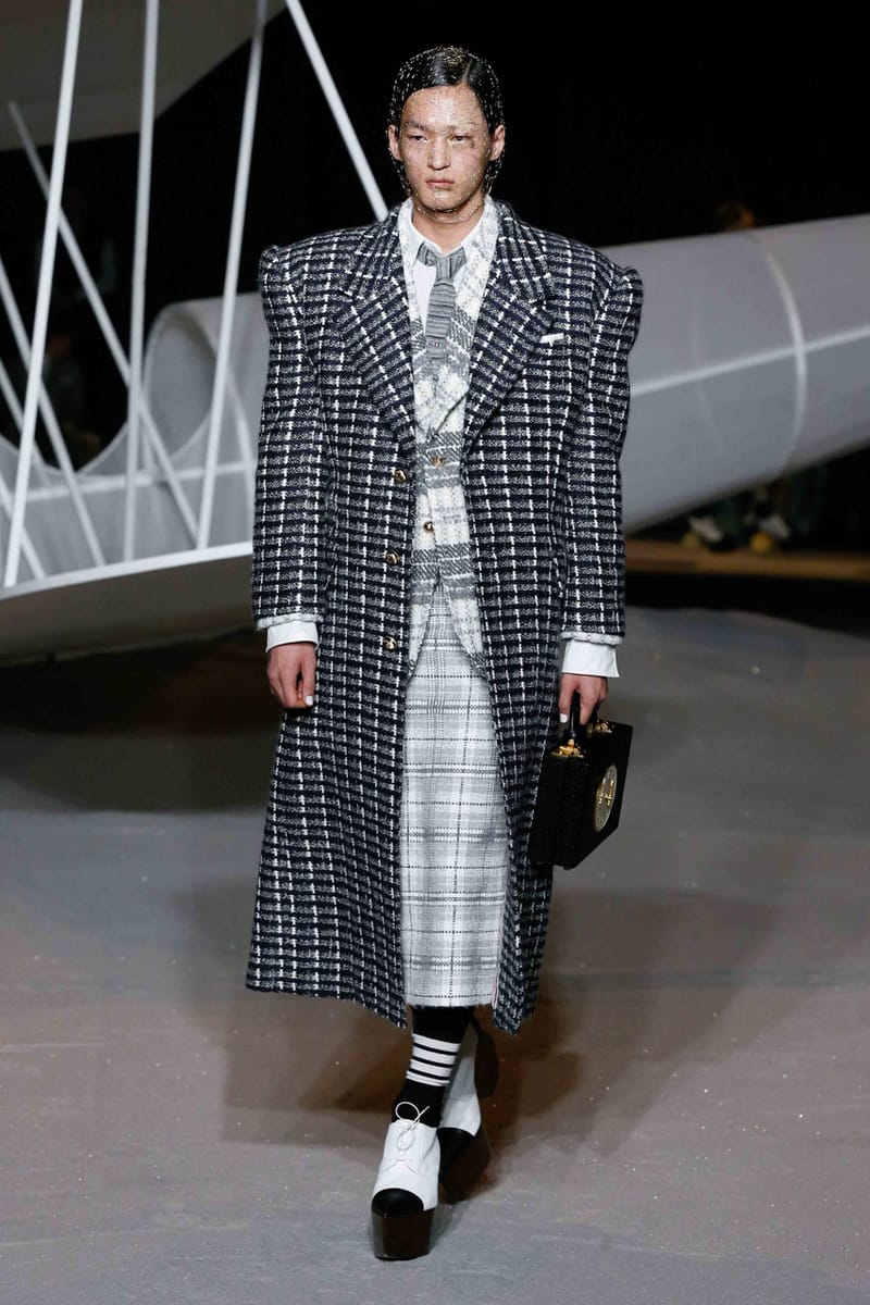 スニーカー THOM BROWNE FW23 (MFD262A_E0648980) Cotton Canvas Alumni Trainer | Thom Browne