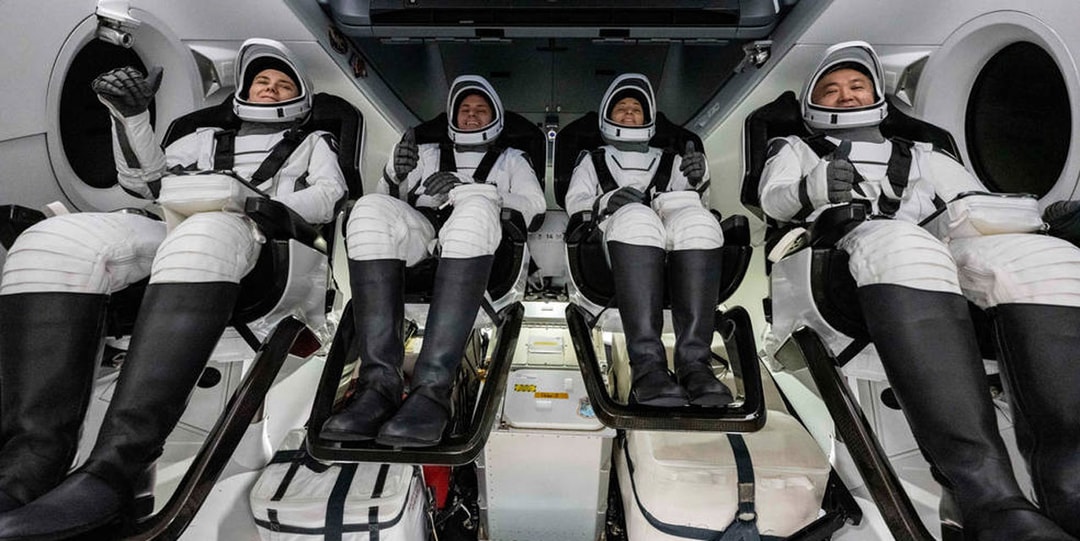 Экипаж НАСА SpaceX вернулся на Землю после 5 месяцев пребывания в космосе