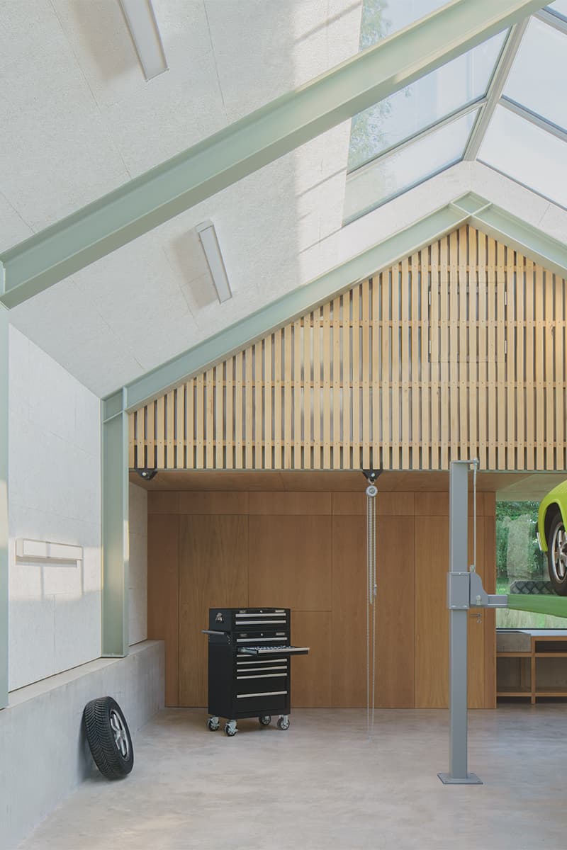 Bindloss Dawes Creates Garage for Classic Cars Hypebeast