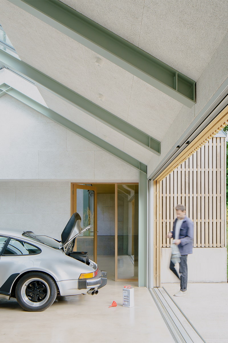 Bindloss Dawes Creates Garage for Classic Cars Hypebeast