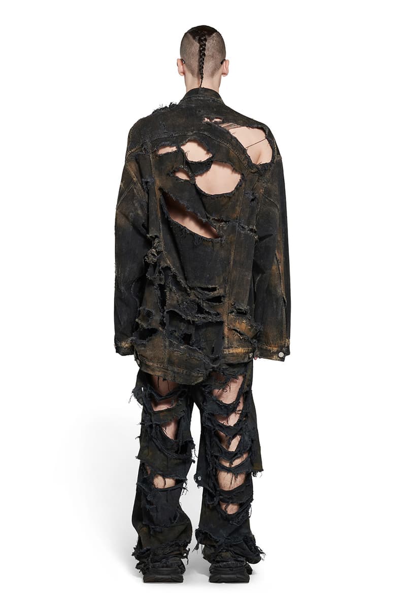 50KB 2001 null null null 3 3 21 21 1 2003 null CcOhn5T WEVl5M