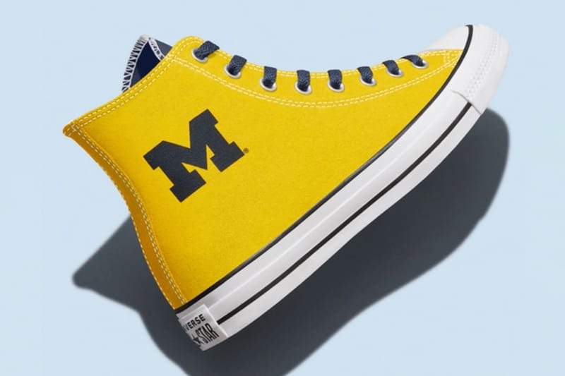 U of m converse on sale shoes