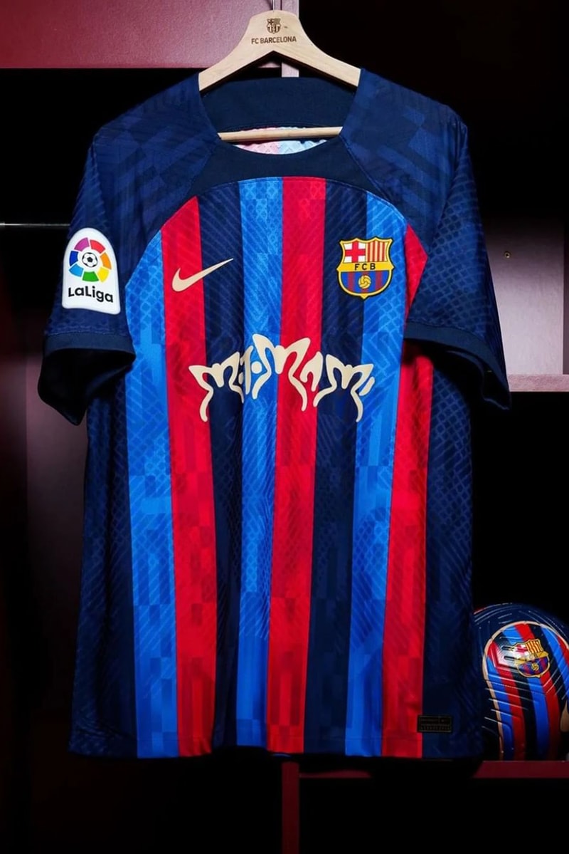 FC Barcelona ROSALÍA Match Kit Clasico Jersey | Hypebeast