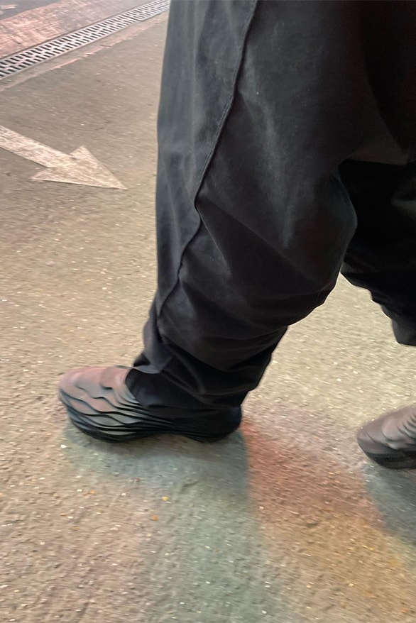 HOUSE OF ERRORS x ALIVEFORM Sneaker Collaboration Info | Hypebeast