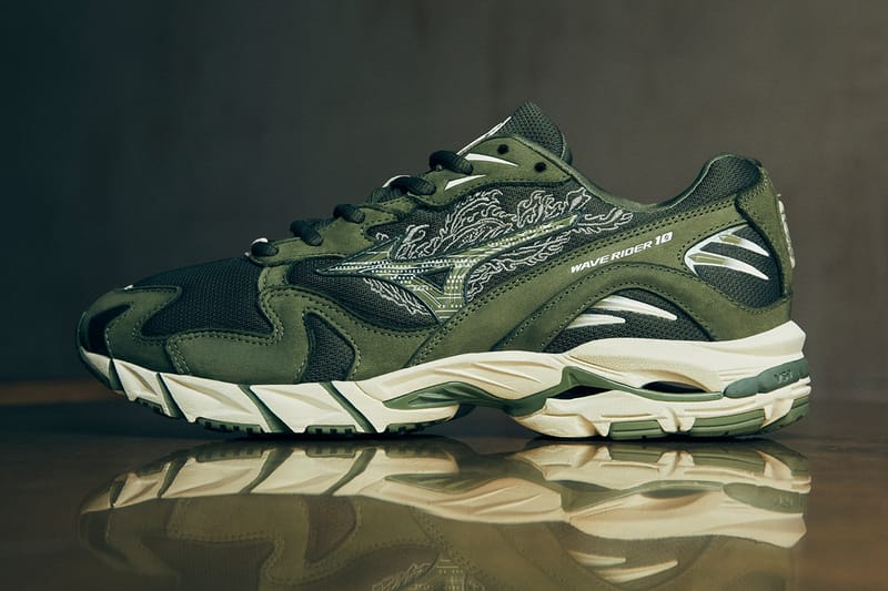 Mizuno wave rider 10 on sale green