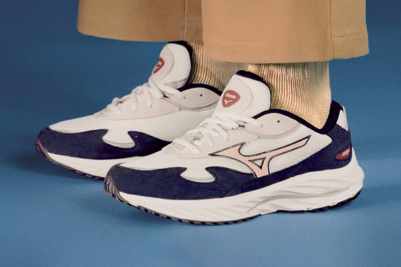 Beams Mizuno Wave Rider Beta Beige Release Date | Hypebeast