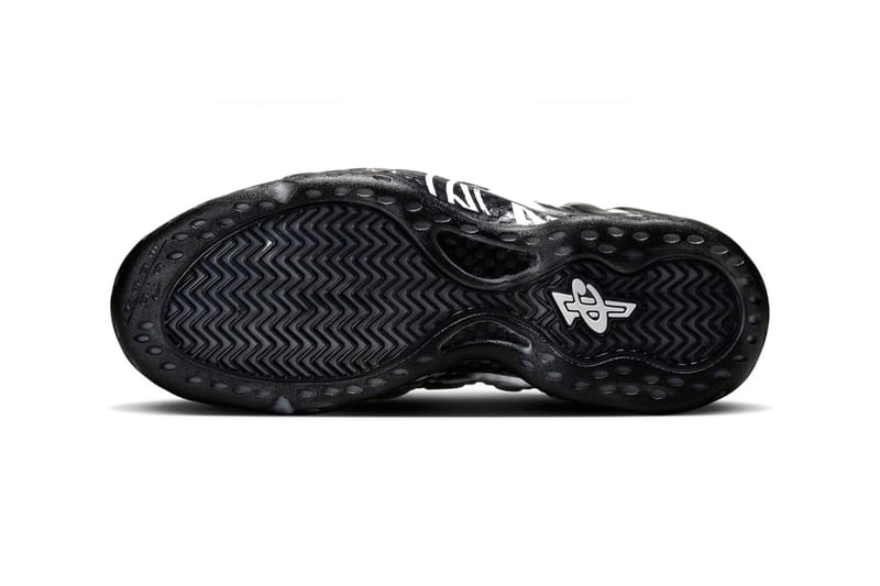 Nike foamposite new release on sale 218