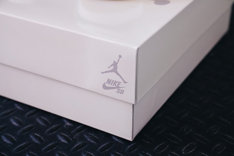 Nike SB Air Jordan 4 Pine Green DR5415-103 Detailed Look | Hypebeast