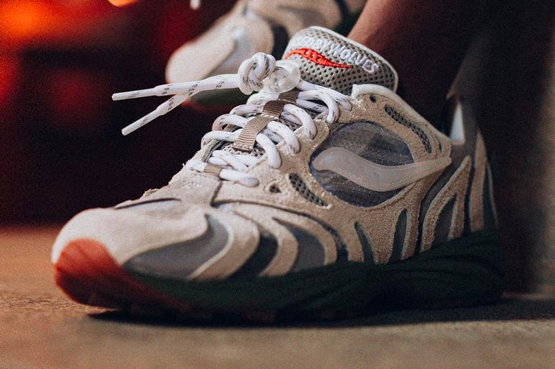 Saucony azura shop grid 2000