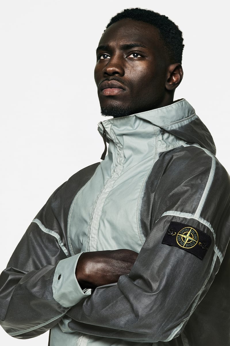 Stone island brush hot sale canvas hooded jacket