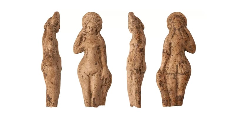 銅製 女性像 アートオブジェ バケツ 1800-year-old-venus-statuettes