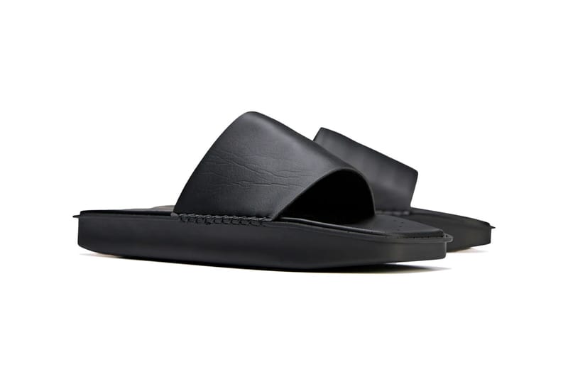 Y3 store adilette slides