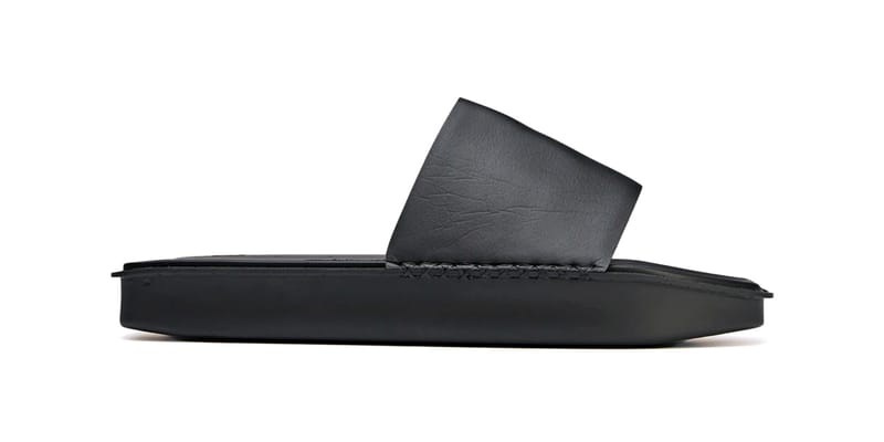 今年の夏に大活躍！Y-3コラボ☆アディダス Y-3 WATER SLIDES adidas Presents Its New Y-3 Water Slides | Hypebeast