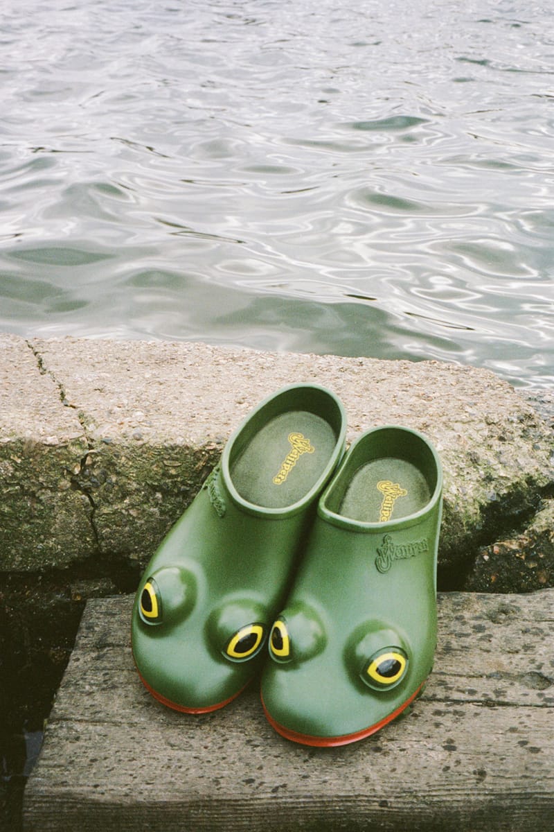 Frog footwear store