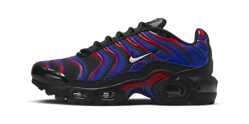 Nike Air Max Plus Surfaes in a Spider-Man-Like Colorway | Hypebeast
